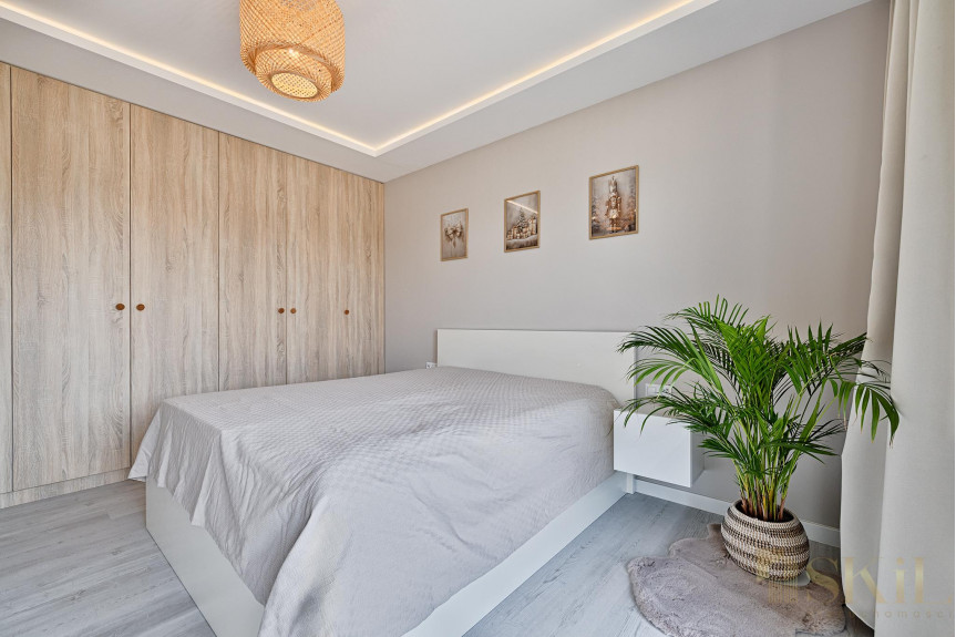 tomaszowski, Tomasz&oacute;w Mazowiecki, Dąbrowa, Migdałowa, Dom wolnostojący, ul. Migdałowa, Dąbrowa -Tomasz&oacute;w